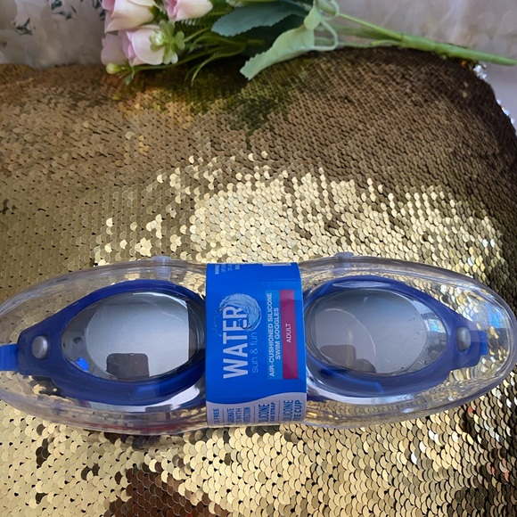 Water Sun & Fun Uv Protection Adult Swim Goggles - Picture 2 of 5